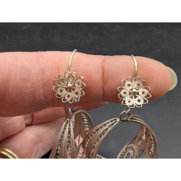 Vintage 925 Silver Large Filigree Flower & Bell Drop Earrings 7.59 Grams - Picture 3 of 7